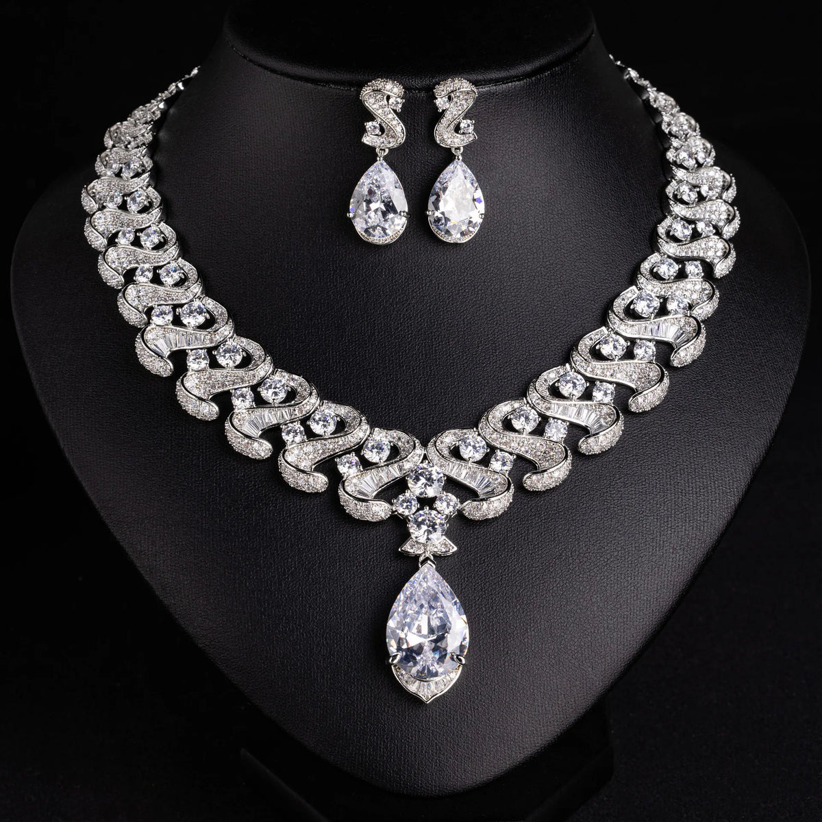 High-Class Necklace & Earring Gift Set